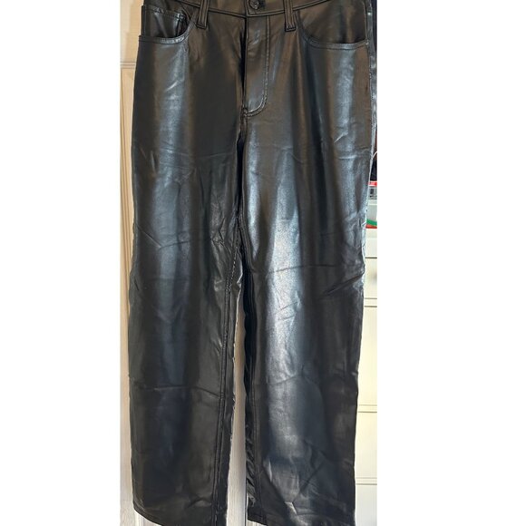 Abercrombie & Fitch  High Rise 90s Relaxed Vegan Leather Pant (Size 29) - Picture 7 of 8